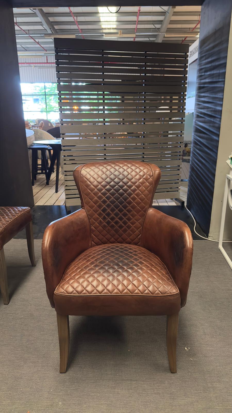 EXPO Timothy Oulton SIDE SADLLE