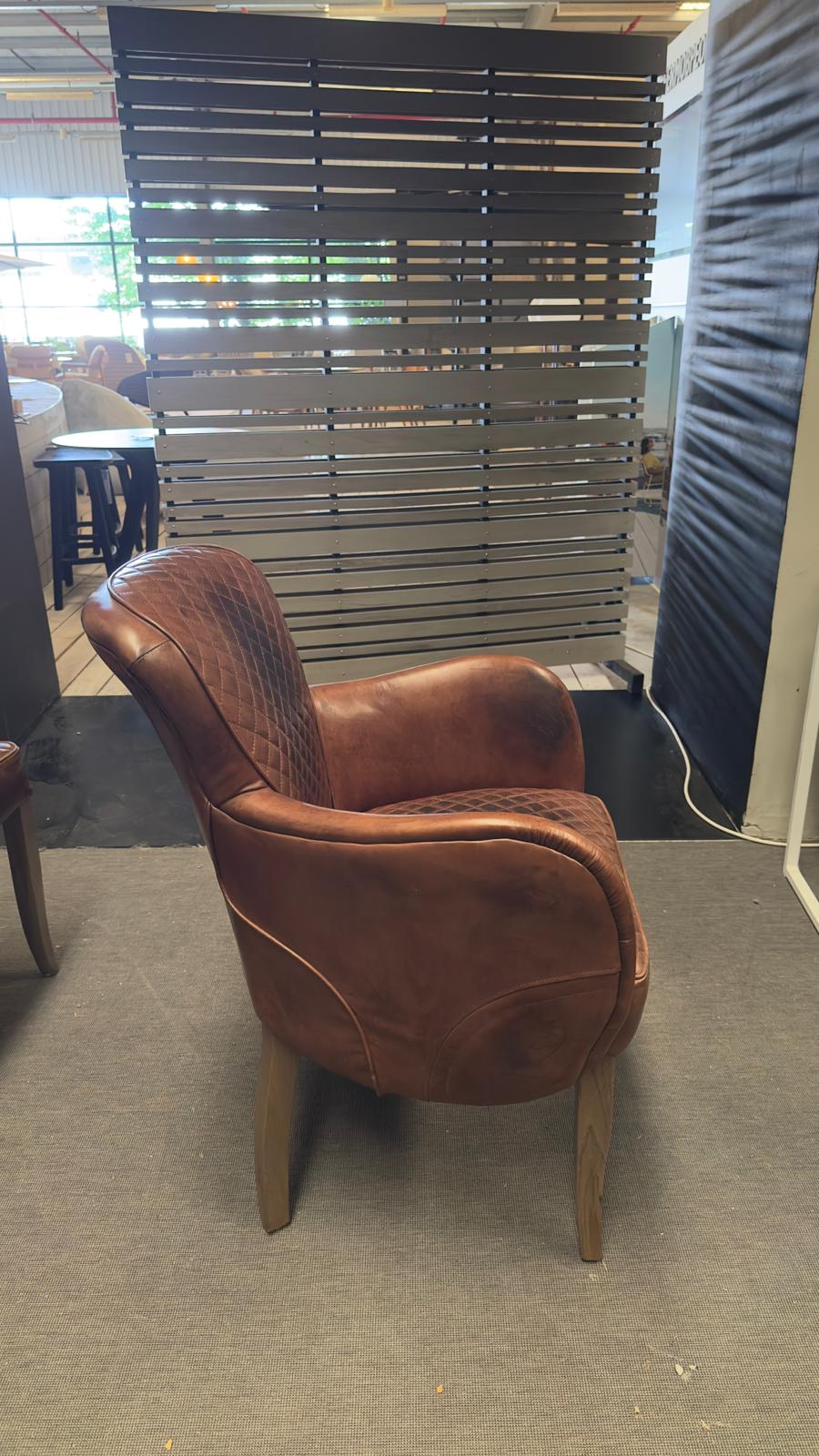 EXPO Timothy Oulton SIDE SADLLE